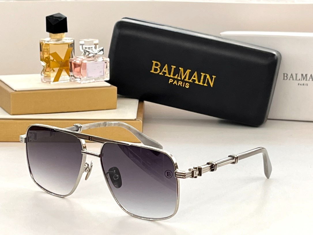 Balmain glasses