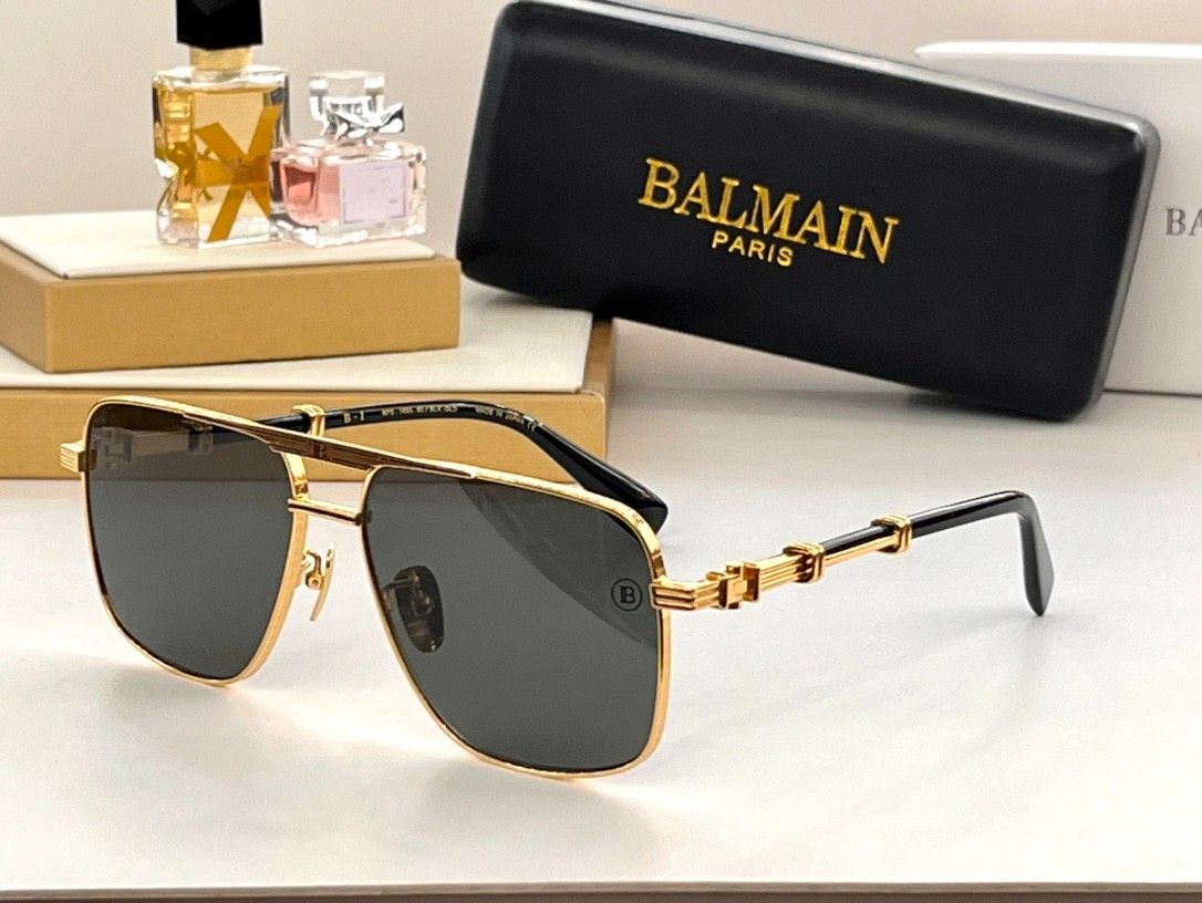 Balmain glasses