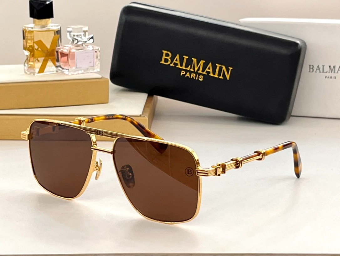 Balmain glasses