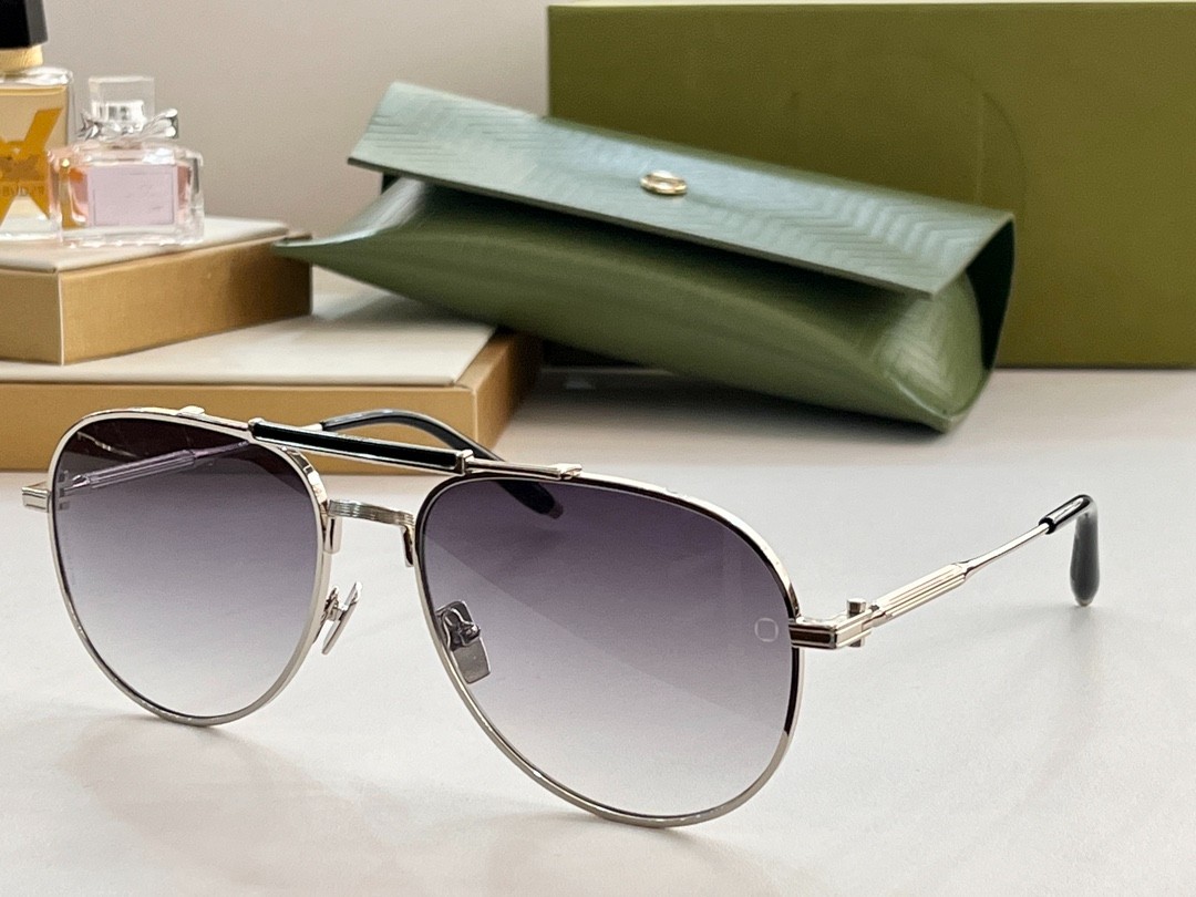 Balmain glasses