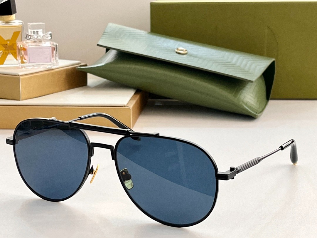 Balmain glasses