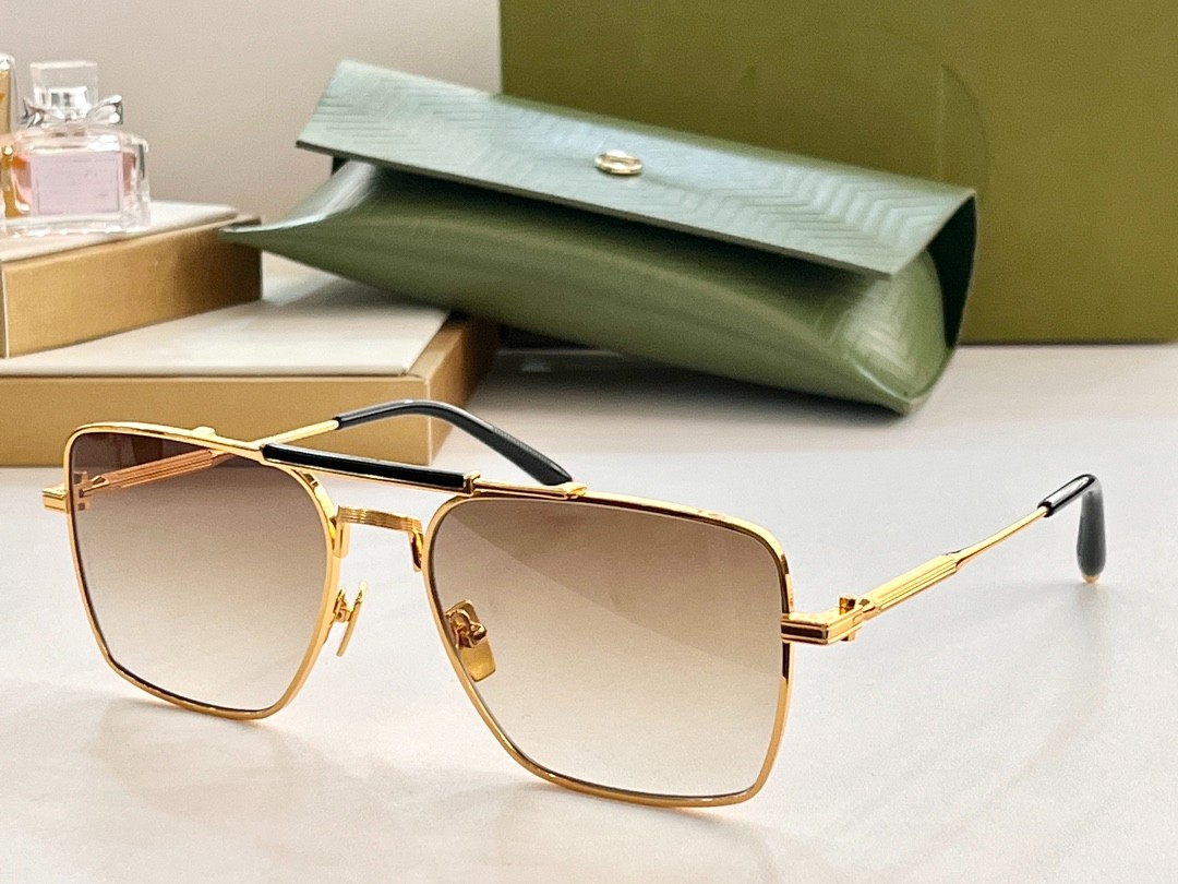 Balmain glasses
