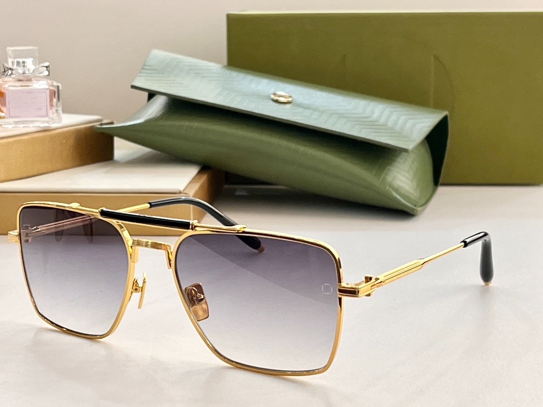 Balmain glasses