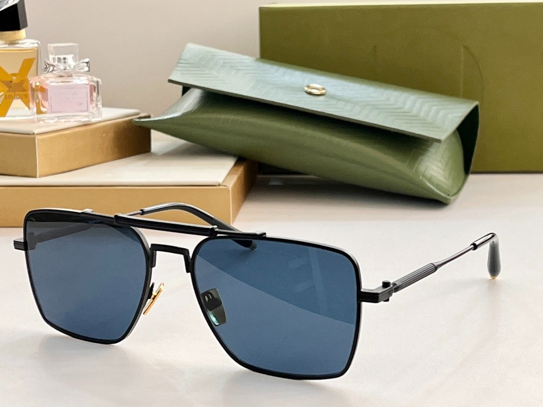 Balmain glasses