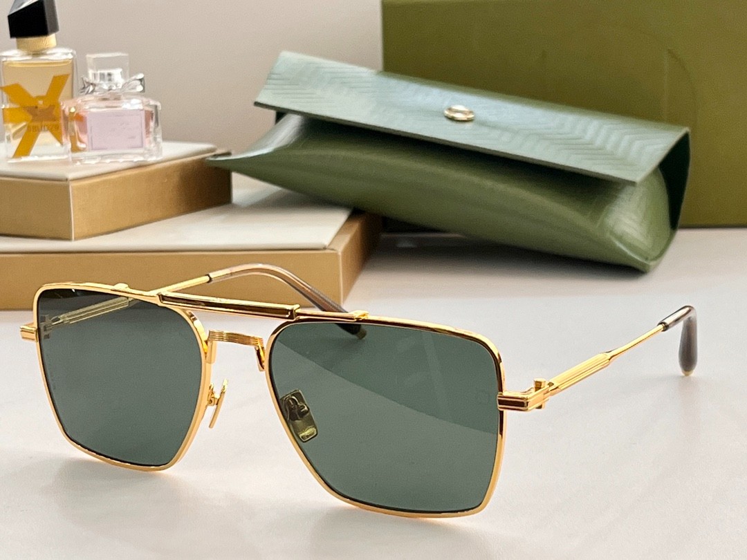 Balmain glasses