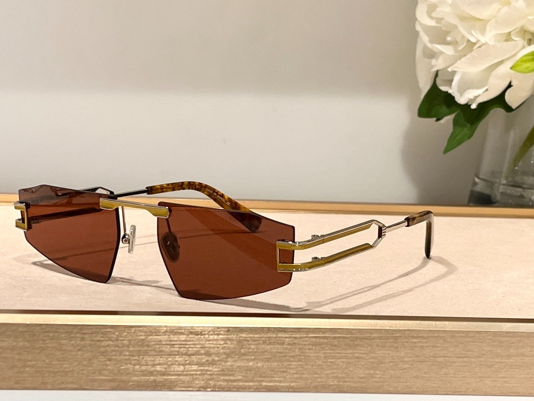 Balmain glasses