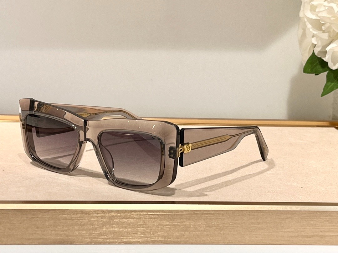 Balmain glasses