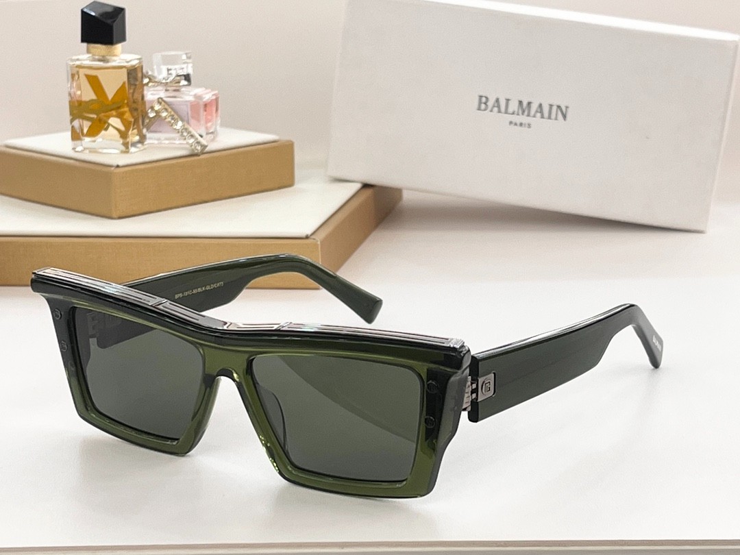 Balmain glasses