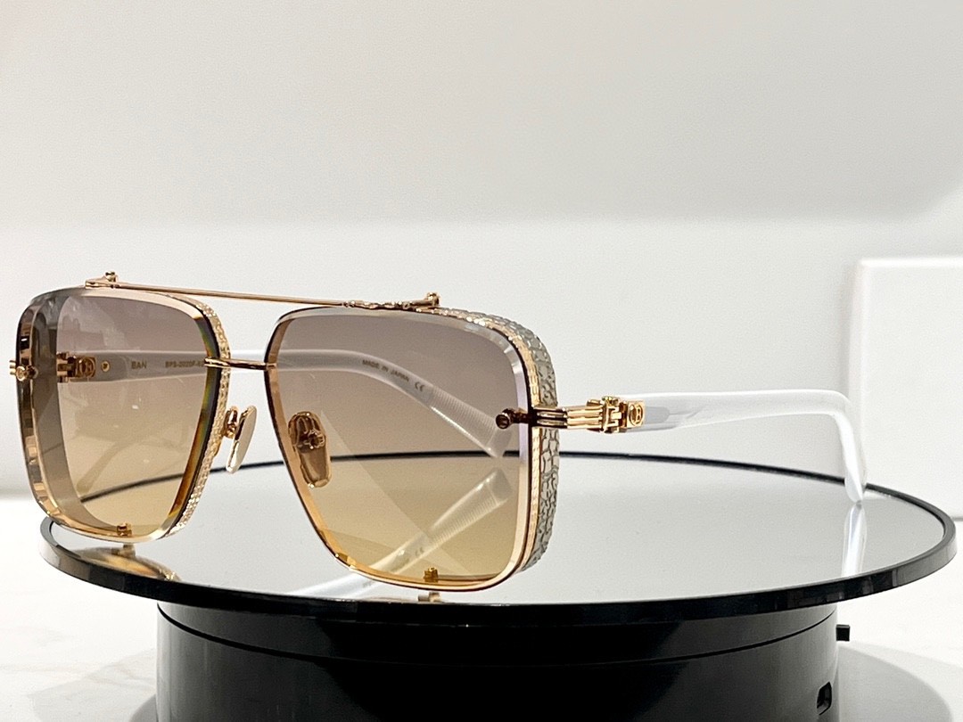 Balmain glasses