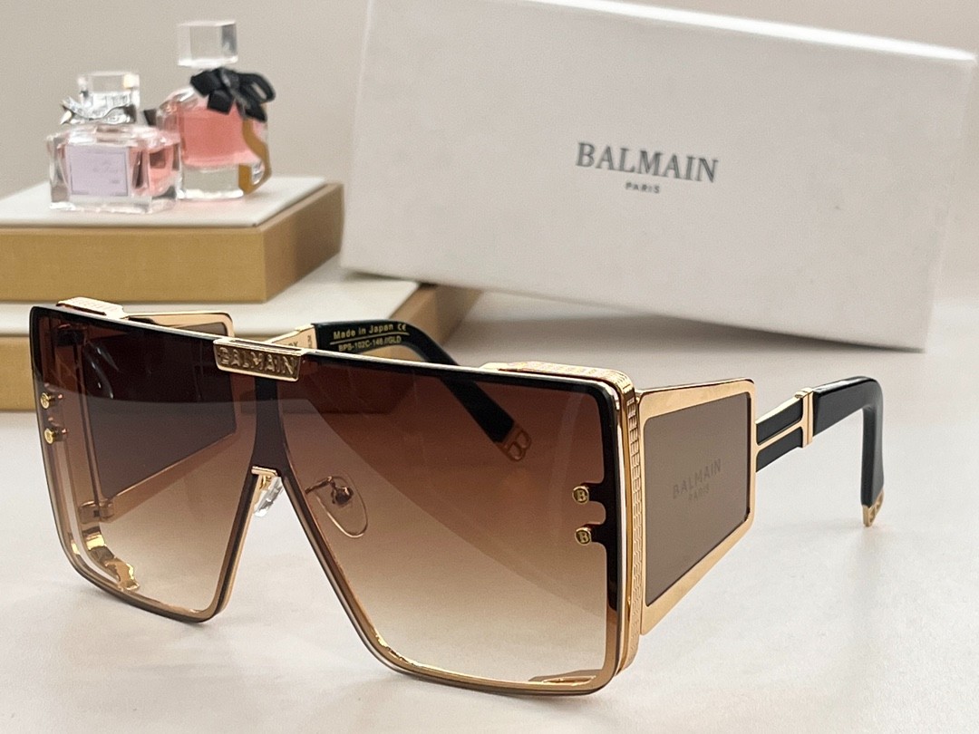 Balmain glasses