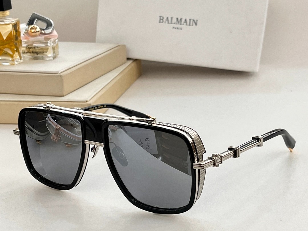 Balmain glasses