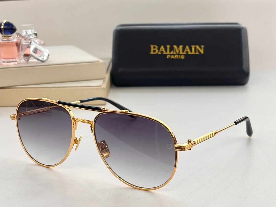 Balmain glasses