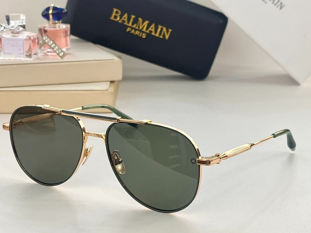 Balmain glasses