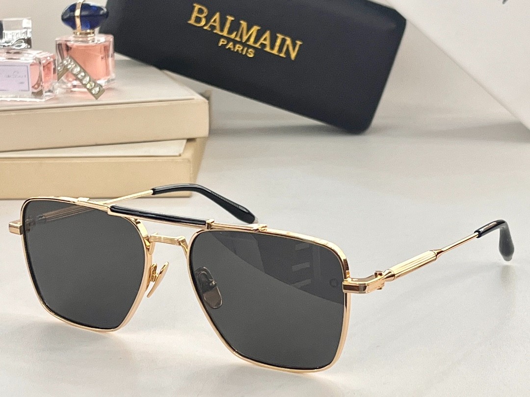 Balmain glasses