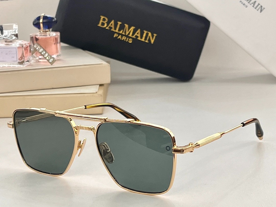 Balmain glasses