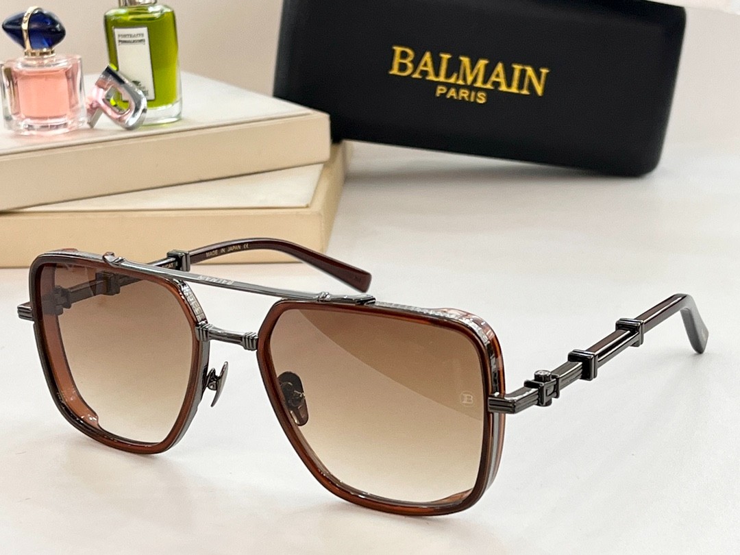 Balmain glasses
