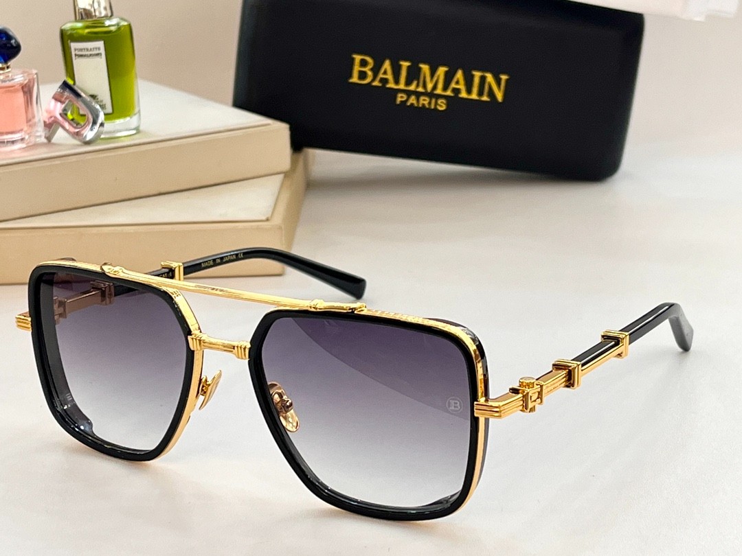 Balmain glasses