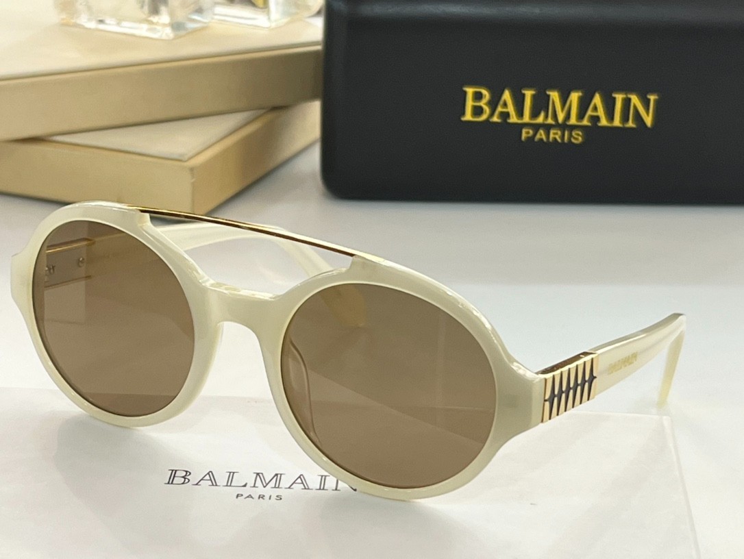 Balmain glasses