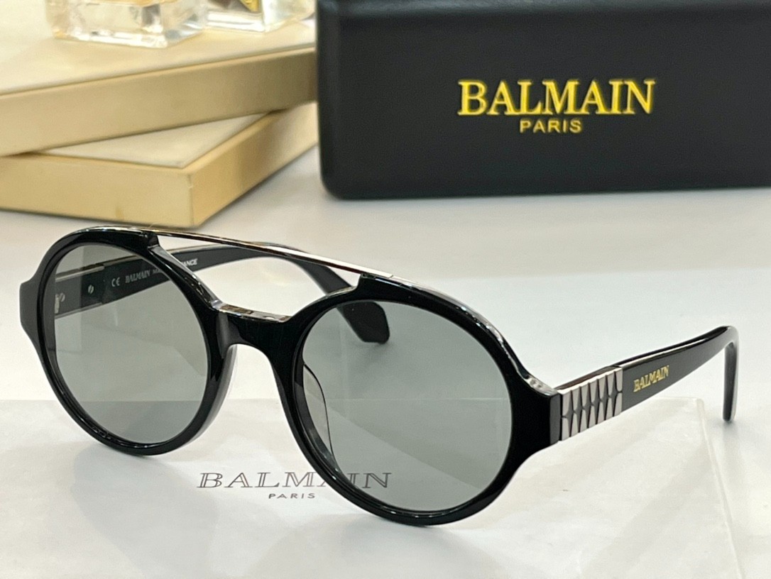 Balmain glasses