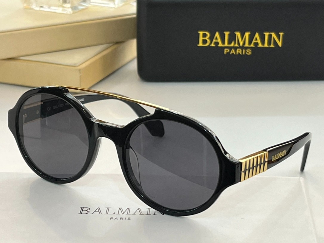 Balmain glasses