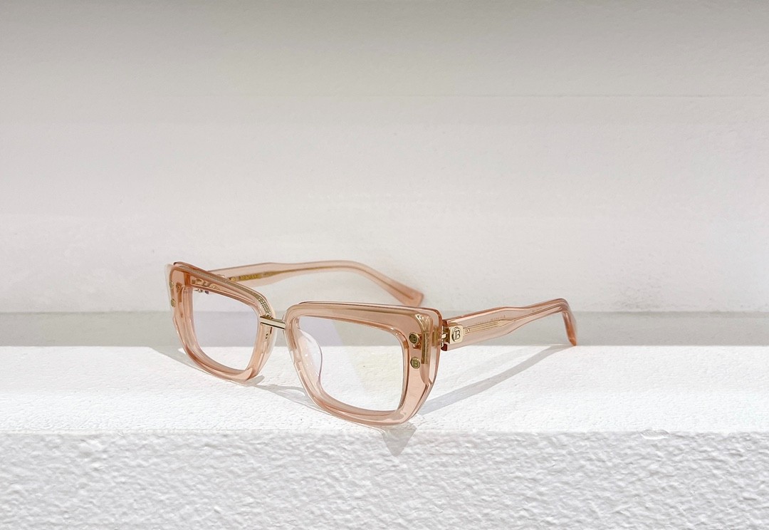 Balmain glasses