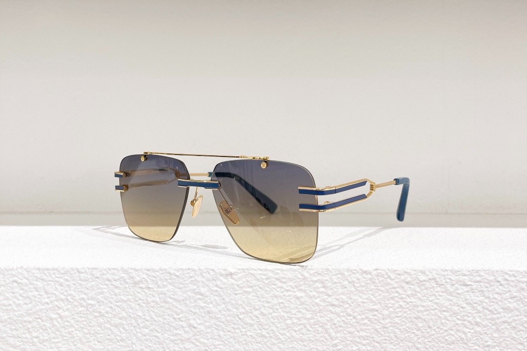 Balmain glasses