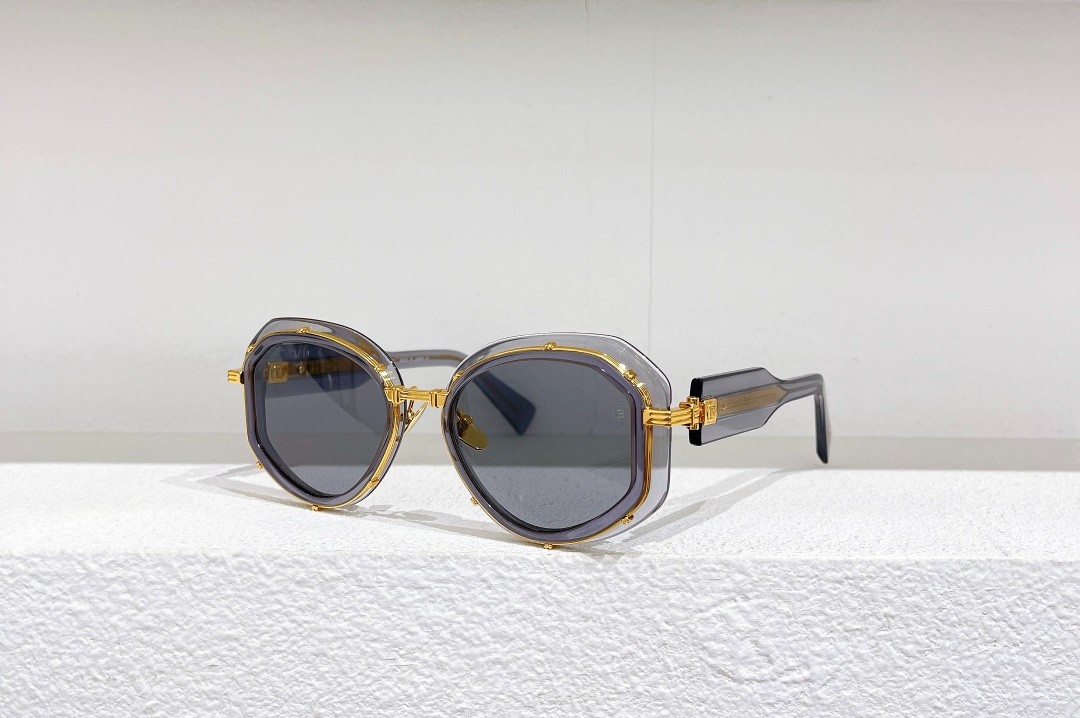Balmain glasses