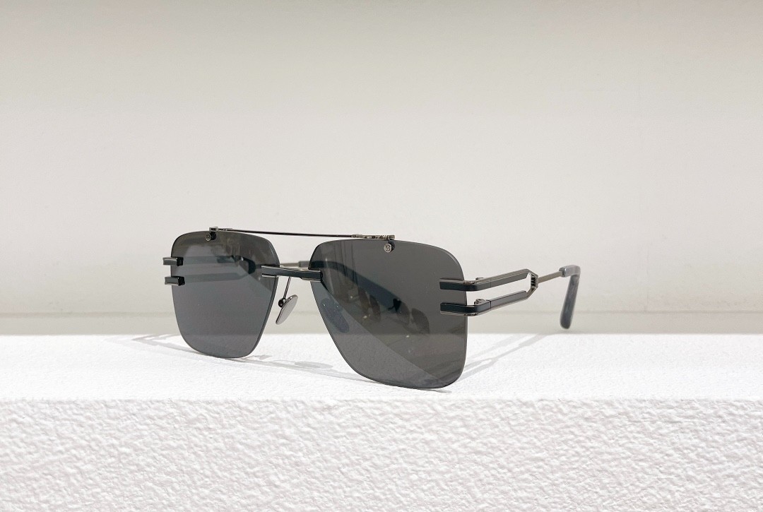 Balmain glasses