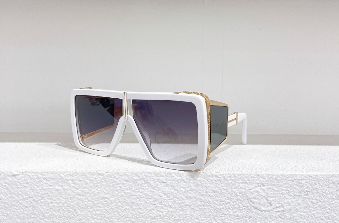 Balmain glasses
