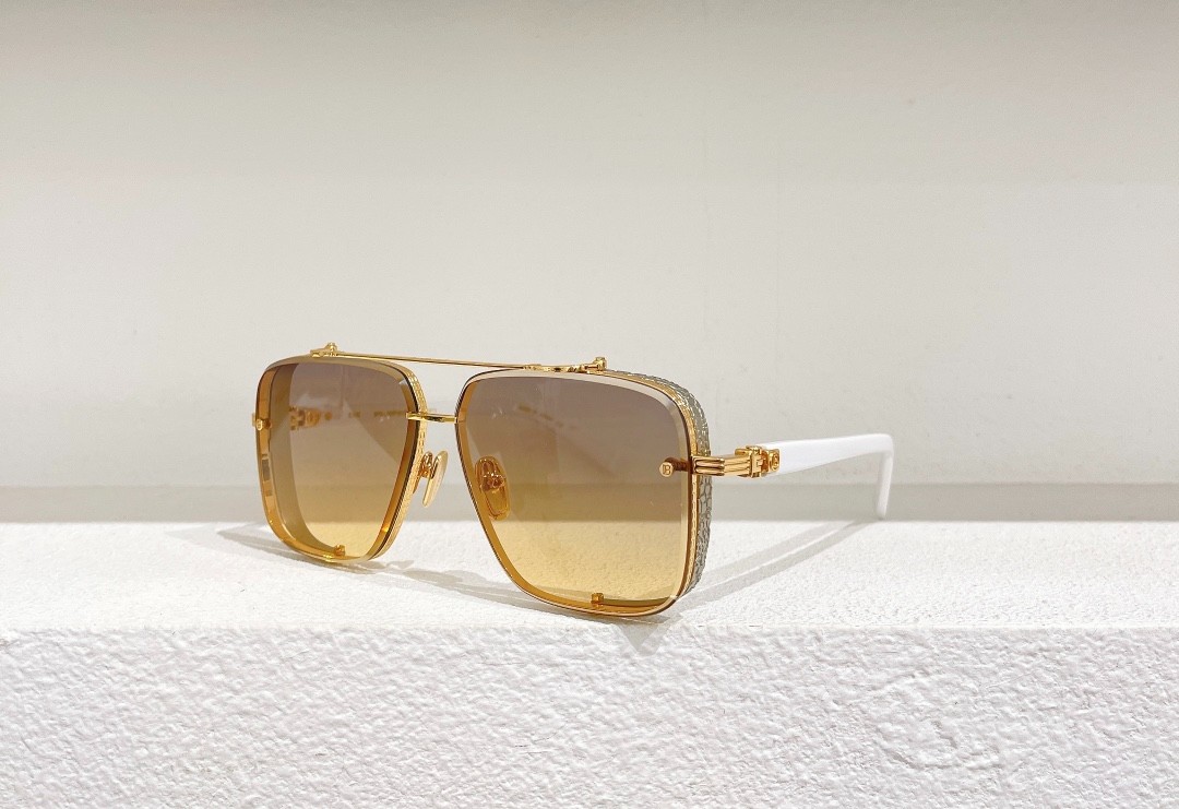 Balmain glasses