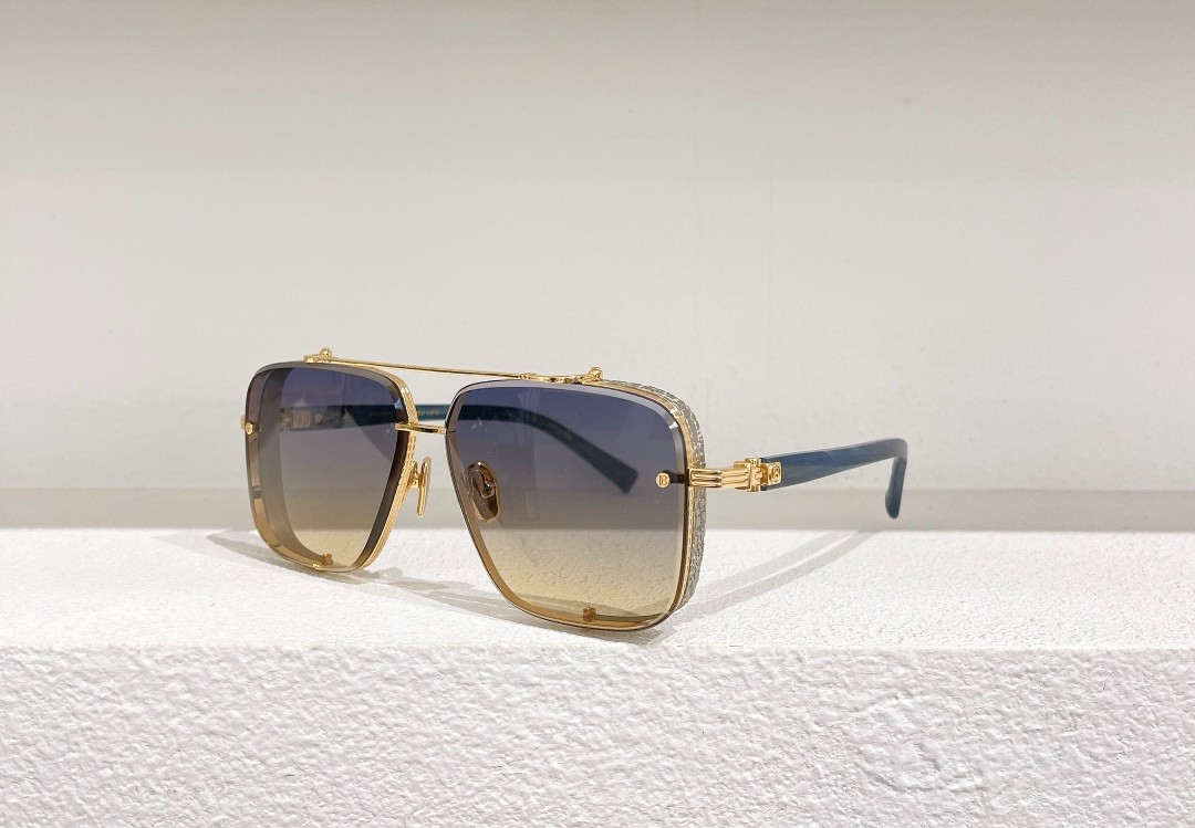 Balmain glasses