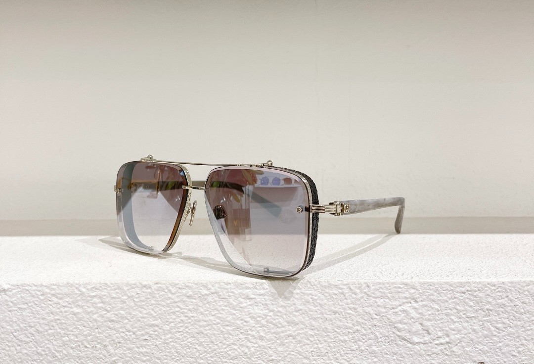 Balmain glasses