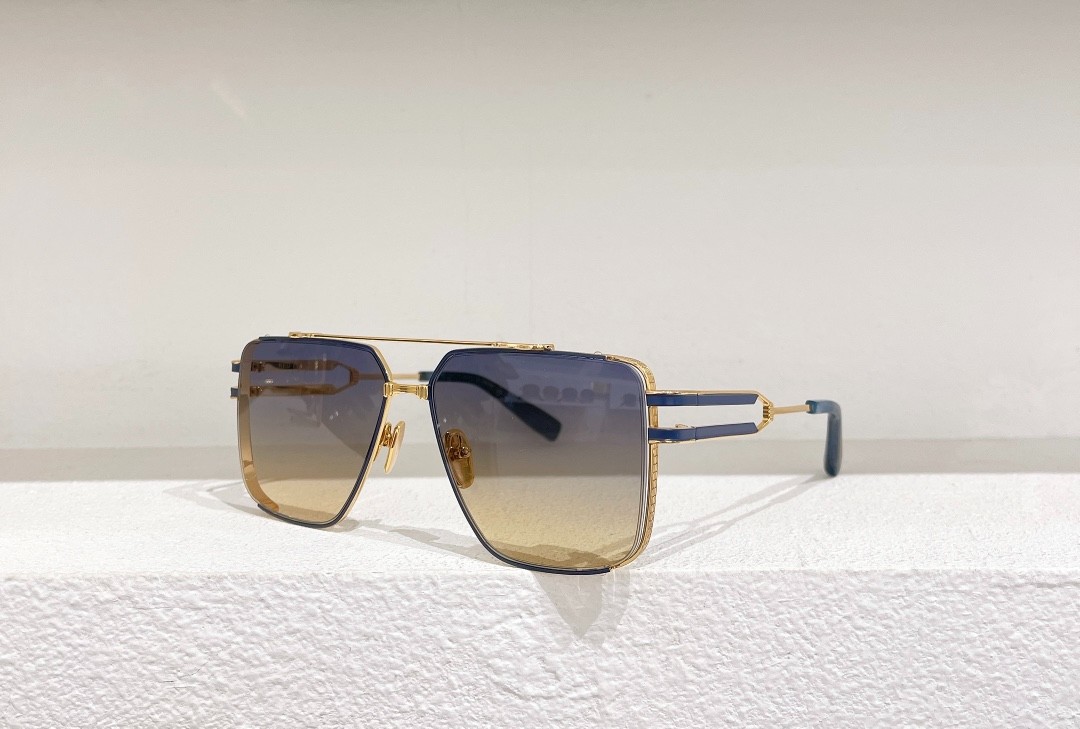 Balmain glasses