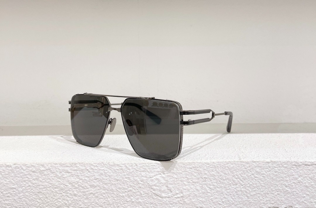 Balmain glasses