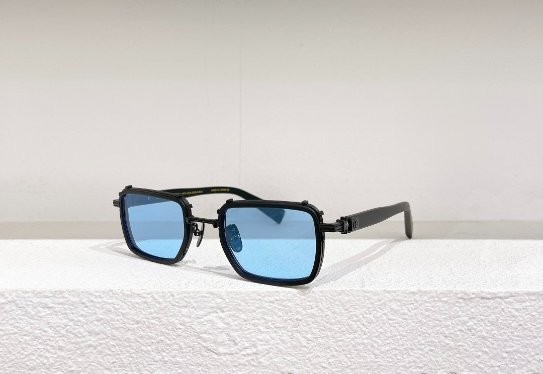 Balmain glasses