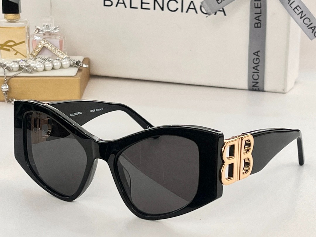 Balenciaga glasses