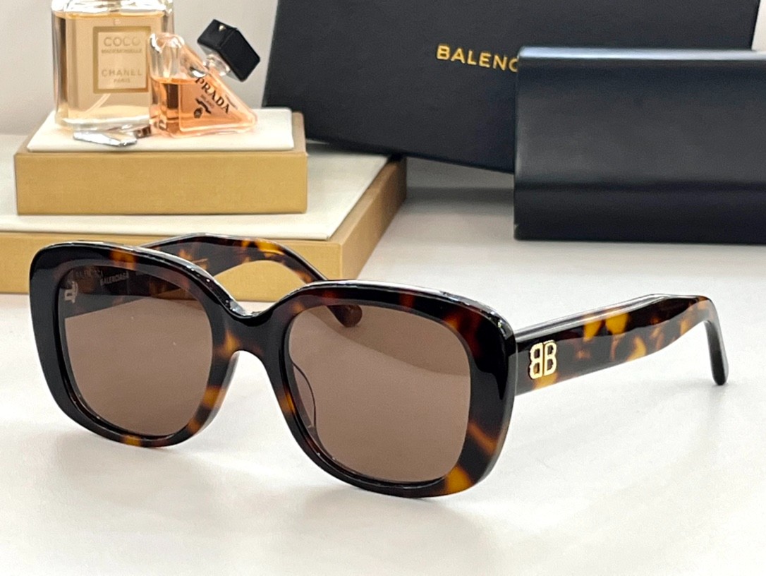 Balenciaga glasses