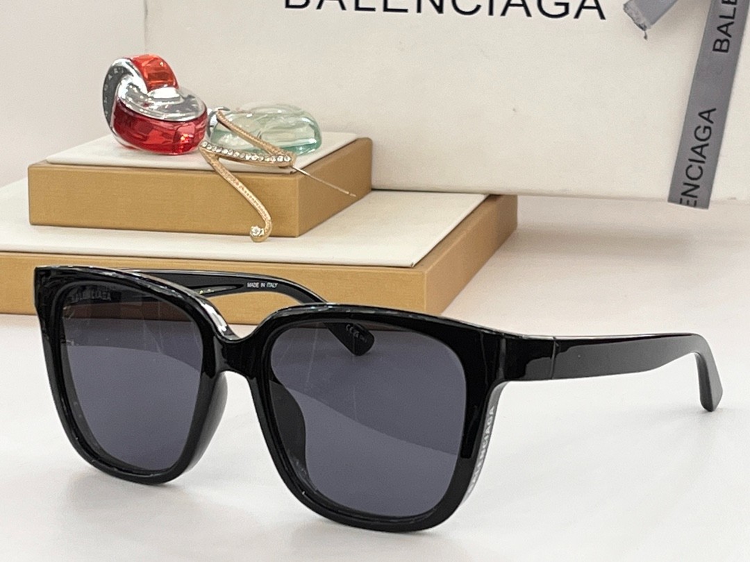 Balenciaga glasses