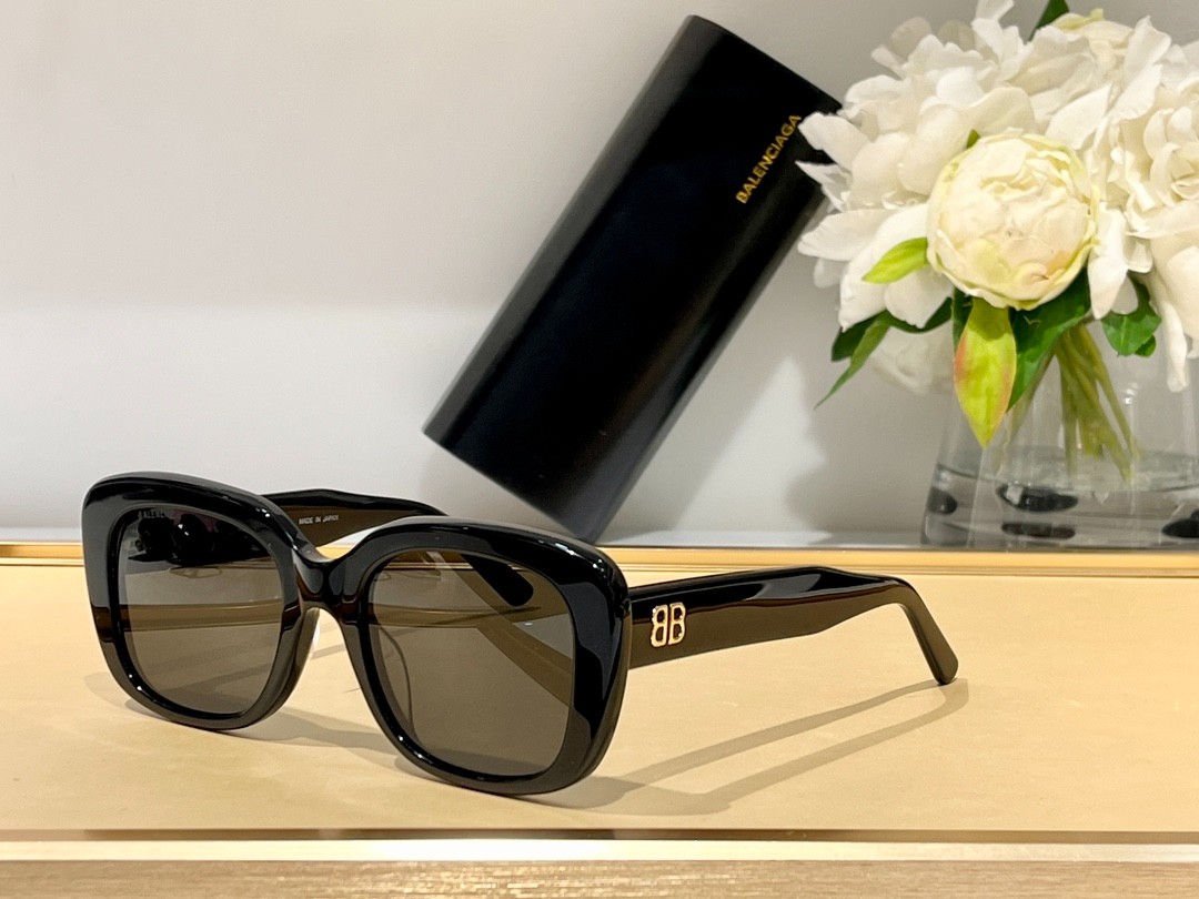 Balenciaga glasses