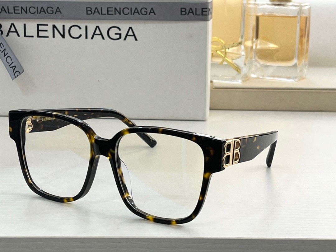 Balenciaga glasses