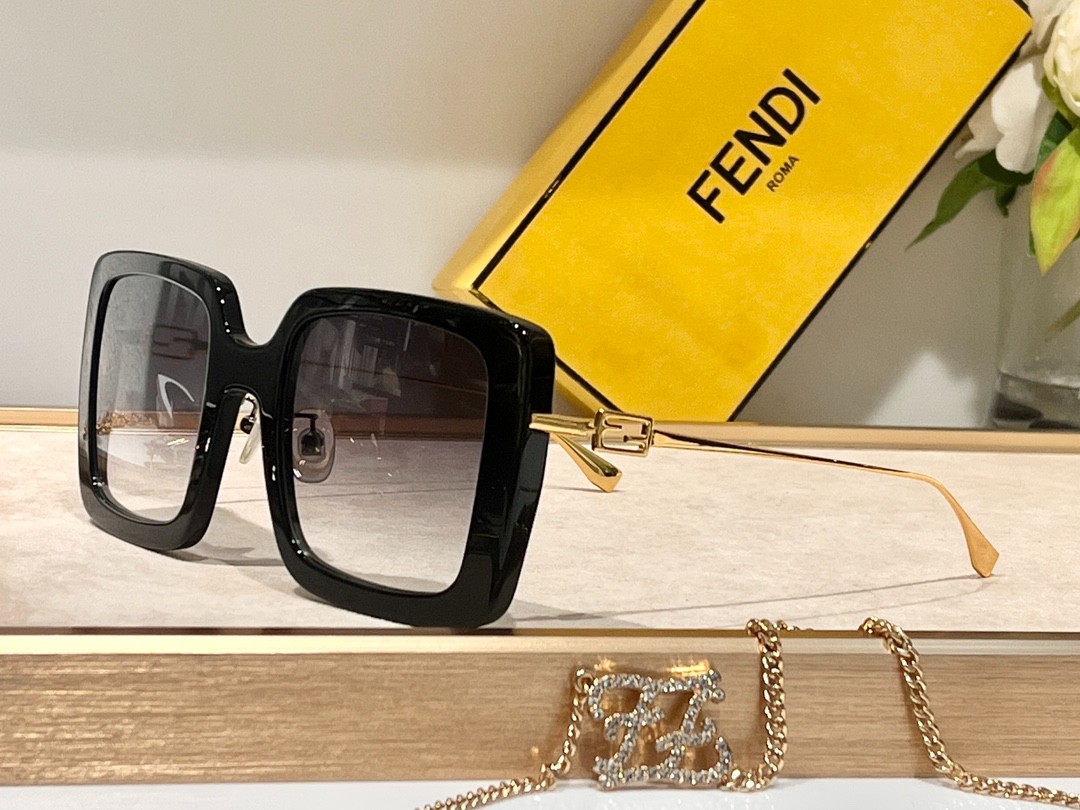 Fendi 02