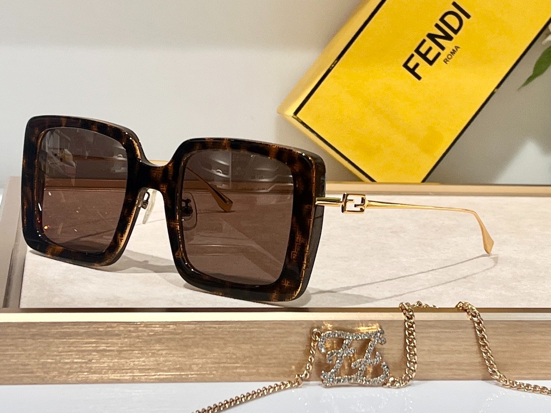 Fendi 02