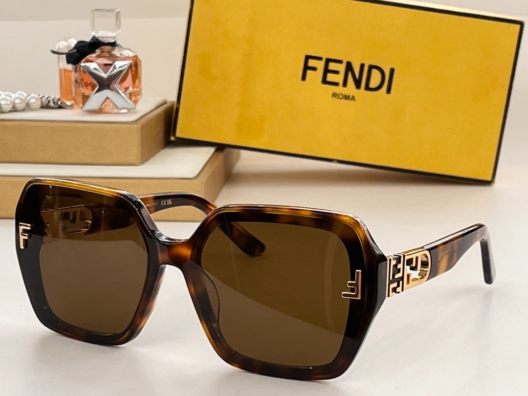 Fendi 02