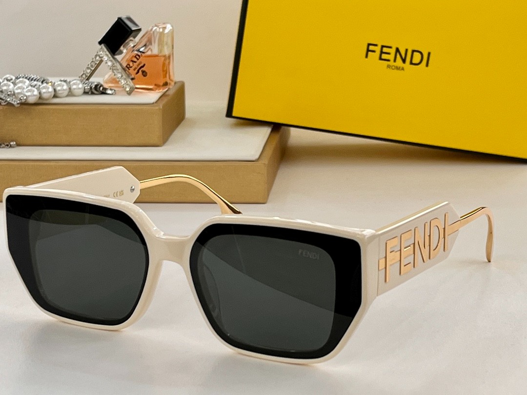 Fendi 02