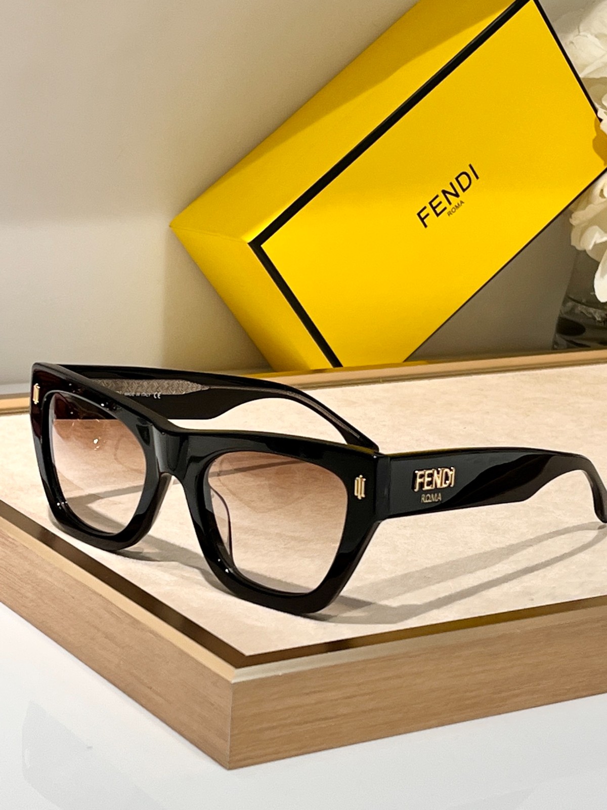 Fendi 02