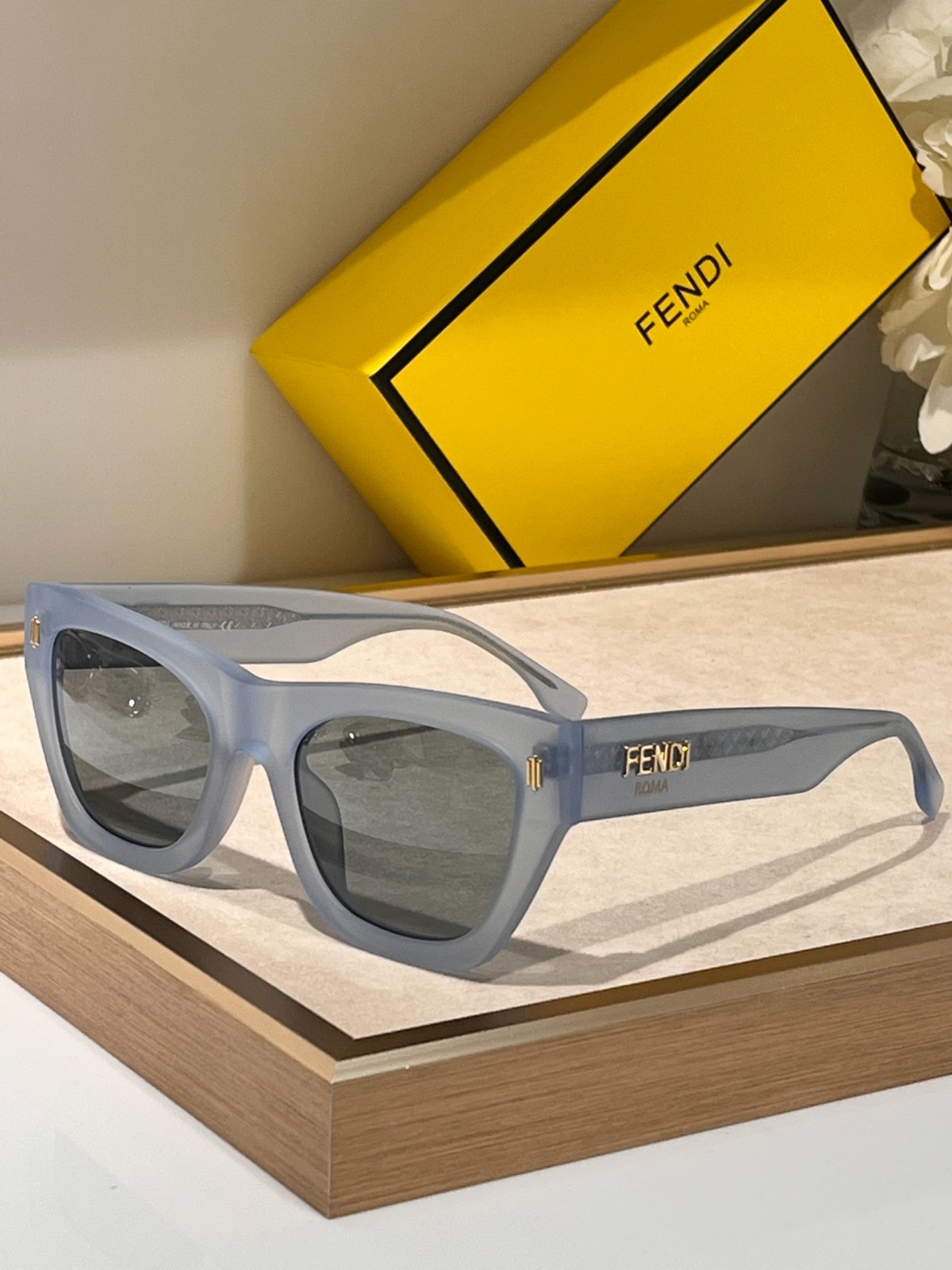 Fendi 02