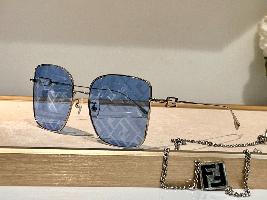 Fendi 02