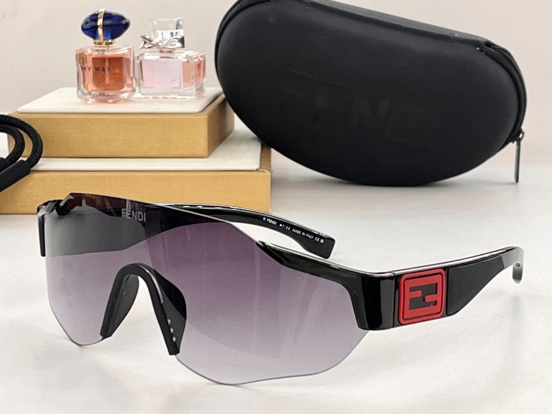 Fendi 02
