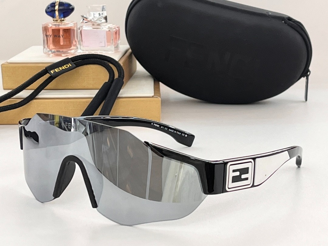 Fendi 02