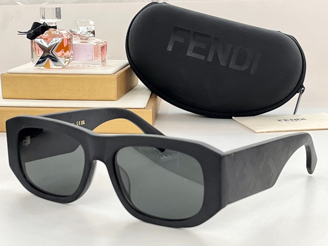 Fendi 02